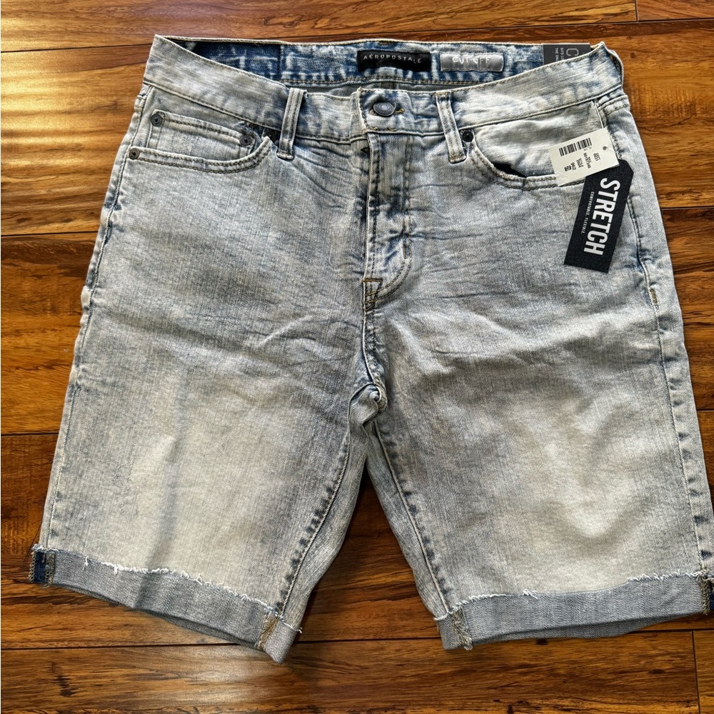 NWT Men Denim Shorts 9.5"